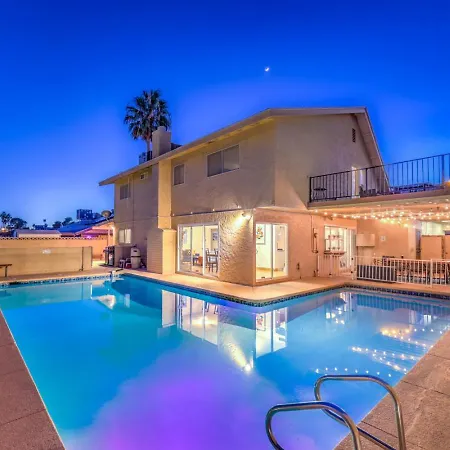 Oasis Near Strip Pool Jacuzzi Deck Poker Room